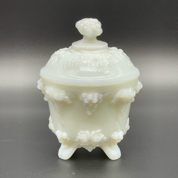 Vintage Portieux Vallerysthal Opaline Milk Glass Covered Footed Candy Dish Grape - Picture 2 of 11